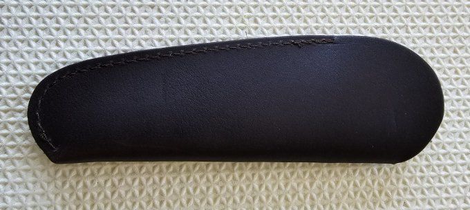 Etui fourreau en cuir "premium" marron très foncé